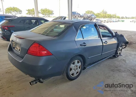 2007 Honda Accord Lx z USA, uszkodzony, nr VIN 3HGCM56437G701521
